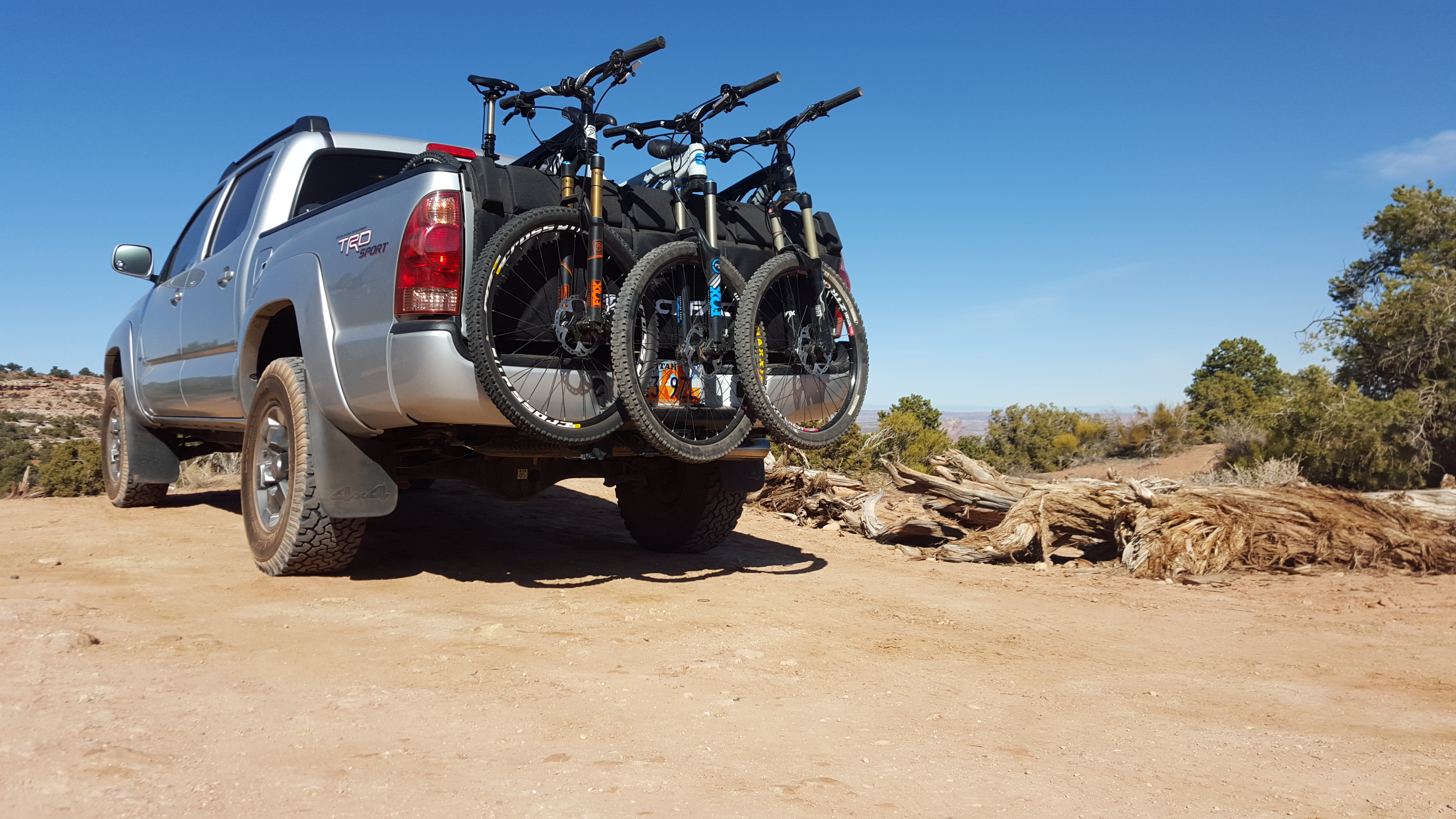 mountain bike in pickup truck